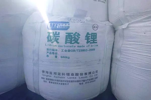 电池级碳酸锂价格暴跌原因(电池级碳酸锂价