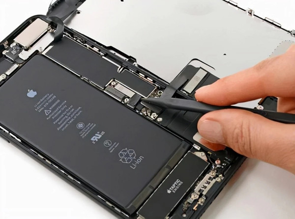 苹果11电池容量多大?